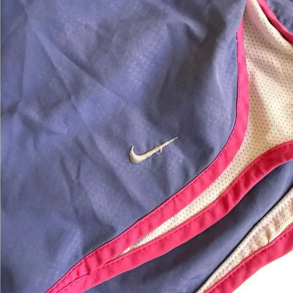 Nike Swoosh Purple Pink Shorts Dri-Fit Running Sport Activewear M - Picture 3 of 8